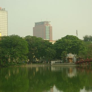 Hồ Hoàn Kiếm Озеро Хоанкьем