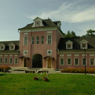 Конный двор